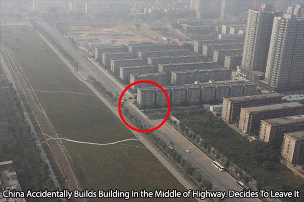 building on highway china - Mirelli China Accidentally Builds Building in the Middle of Highway. Decides To Leave It