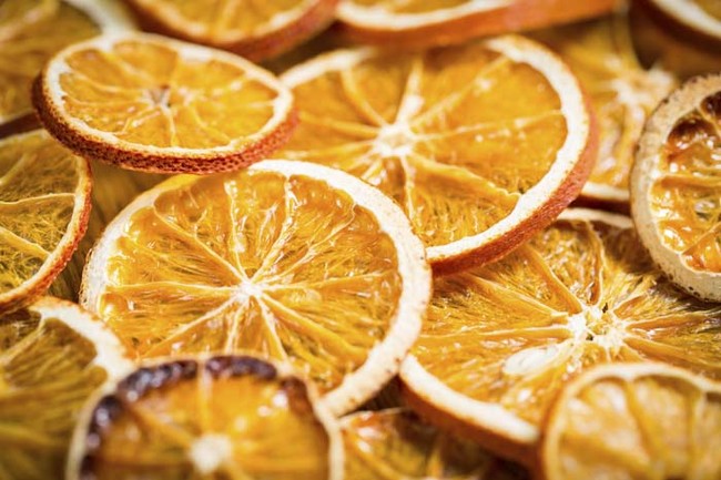 Add dried lemons to pot pourri to keep it smelling fresh.