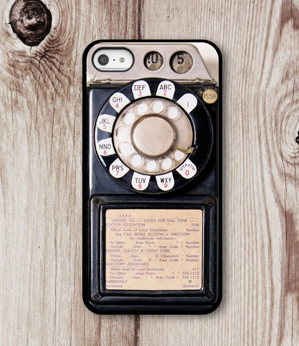 22 Of The Coolest Phone Cases Ever