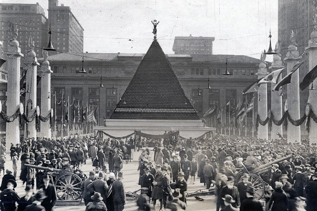 Upon victory, America decided to symbolically erect a pyramid of 12,000 German helmets outside Grand Central Station.