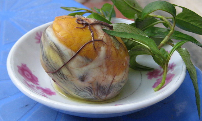 Balut (Duck embryo).