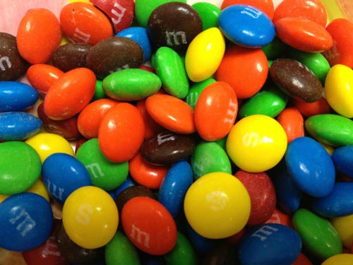 This person mixed Skittles and M&M’s – clearly they just want to watch the world burn