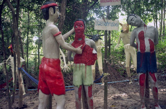Hellish park in Thailand depicts a Buddhist's hell