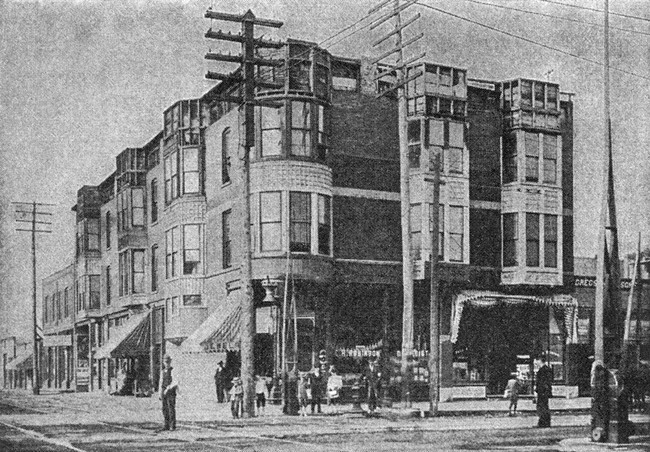 H.H. Holmes' Murder Hotel, Chicago, Illinois. One of America's most infamous serial killers was creepily efficient in his murderous techniques. To make sure things ran smoothly, he carried out the killings in a hotel of his own design, equipped with a network of gas chambers and body chutes. When guests checked into his World's Fair hotel, he would promptly gas them, sending their bodies down through the tunnels to his underground lair. This is where he would personally chop them up before selling their organs and bones.