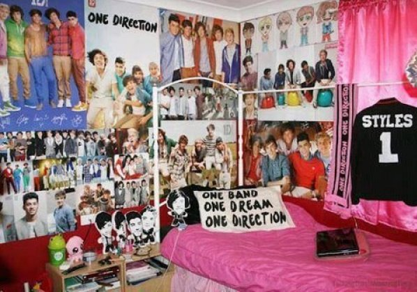 20 Fans Who Went A Bit Too Far In Their Obsession