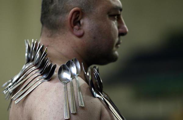 Etibar Elchyev holds the world record for ‘Most spoons balanced on a human body’. He took the title by putting 50 metal spoons on his body. Sticking to the skin doesn’t count, in case you were wondering.