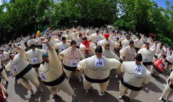 In June 2010, runners dressed in inflatable Sumo costumes claimed the new world record for a mass Sumo Suit gathering at a run in London.