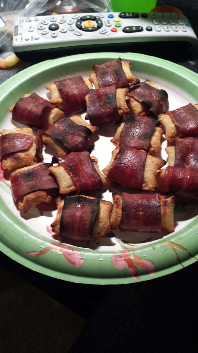 Bacon-wrapped pizza rolls are a gift from God.