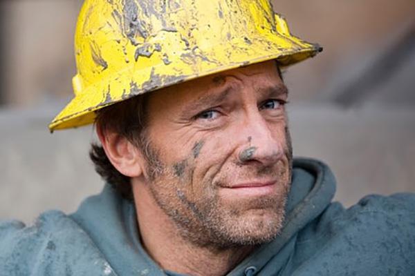 Mike Rowe owns clueless guy on facebook