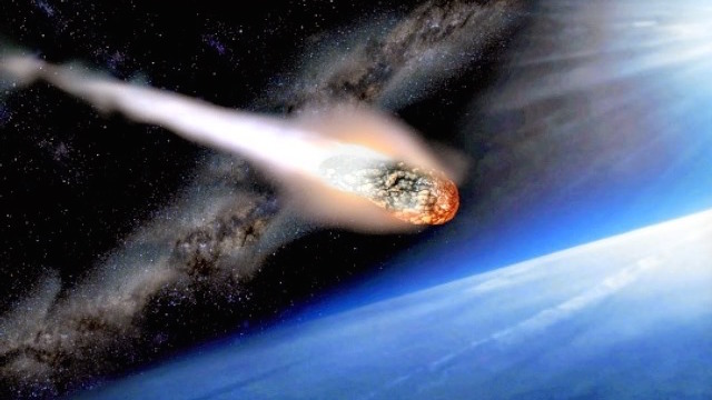 2011 Had To Worry About Comet Elenin. There were fears amongst the public that Comet Elenin, traveling almost directly between Earth and the Sun, would cause disturbances to the Earth's crust, causing massive earthquakes and tidal waves. Others predicted that Elenin would collide with Earth on Oct. 16, 2011. Scientists tried to calm fears by stating that none of these events were possible.