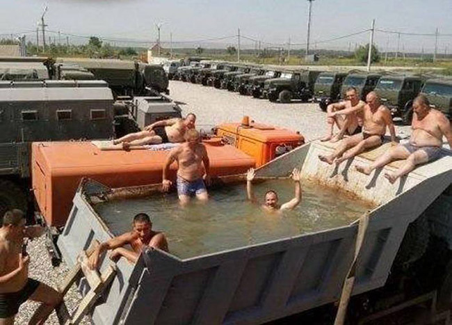 23 people desperate to have a pool