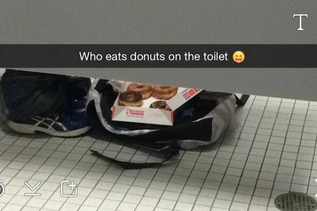 dunkin donuts in bathroom - Who eats donuts on the toilet e