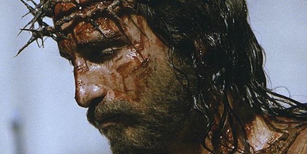 The Passion of the Christ (2004): Jim Caviezel was actually struck by lightning during the Sermon On The Mount Scene.
