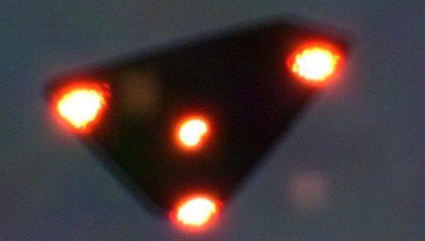 Belgium Wave, 1989-1990: For two years over 13,000 people claimed to see giant black triangles flying in the sky over Belgium. They described them as silent and low flying, which argue the claim by the military that they were just helicopters. Totally UFOs, right?