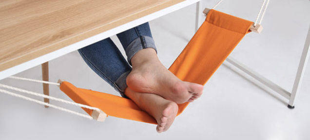 A mini desk hammock for you feet