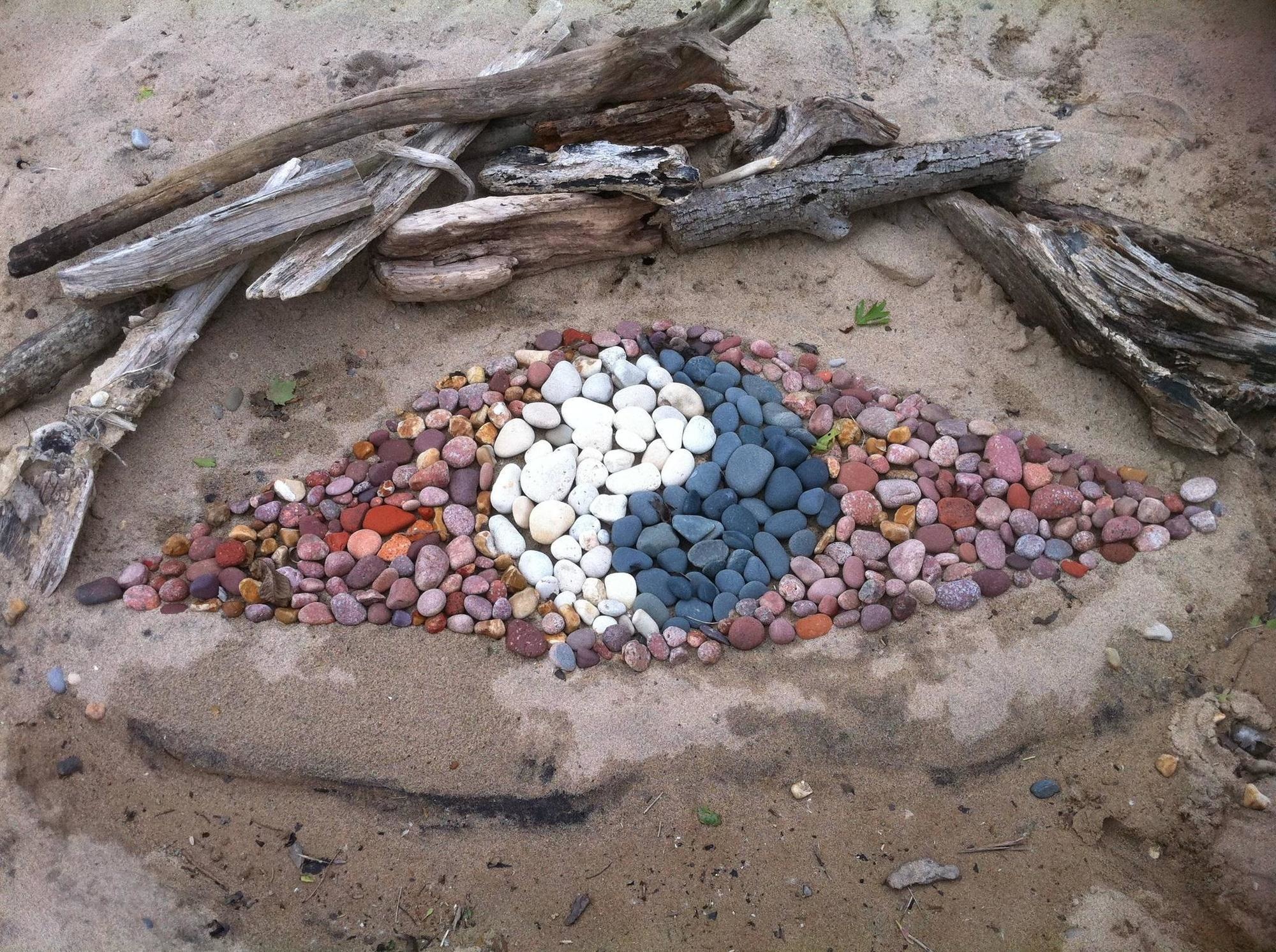 Rock design created by an unknown artist.