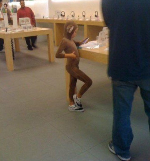 16 Reasons the Apple Store May be a Portal to Another World