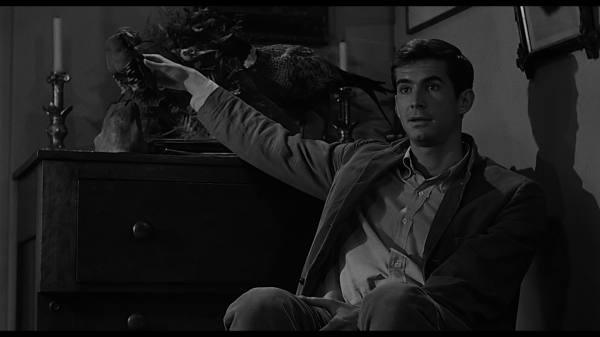 Psycho: After Marion Crane checks into Bates Motel, she overhears the owner, Norman Bates, get into an argument with his emotionally abusive mother. Still, Norman defends her when Marion suggests their relationship might be toxic. He explains that his mother is “as harmless as one of those stuffed birds.” This line foreshadows the twist when it’s revealed that Norman killed and taxidermied his mother.
