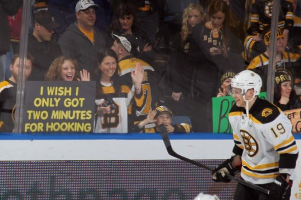 These 15 Fan Signs That Are the REAL Winners at the Big Game