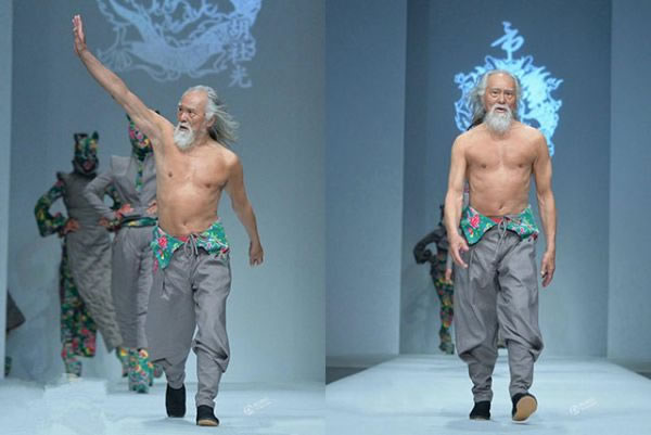 Wang Deshun isn't like other runway models. Aside from the gray hair and beard, he doesn't look 79 at all. During 2015's China Fashion Week, he strode down the runway in Beijing, impressing the crowds with his youthful physique. He wore selections from designer Sheguang Hu's autumn and winter line.