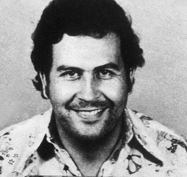 Not that it mattered to him, but the ‘King of Cocaine’ factored in a $2.1 billion loss every single month. Escobar’s immense wealth became problematic when he couldn’t launder his cash quickly enough. He resorted to stashing piles of cash in Colombian farming fields, dilapidated warehouses, and in the walls of cartel members’ homes.