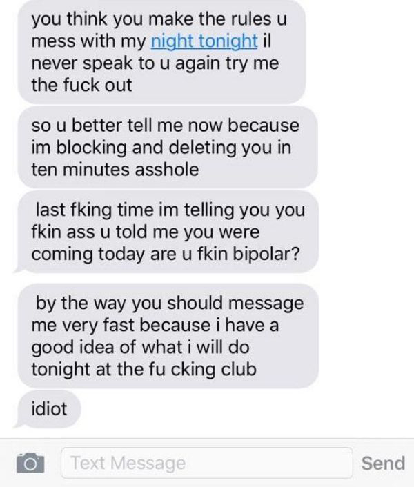 Girl goes on insane text rant after her date said he’d be an hour late
