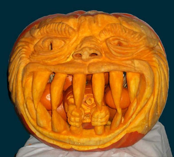 anime pumpkin carving