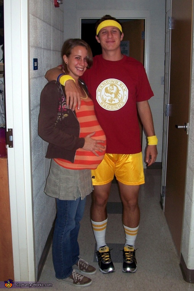 couples pregnant halloween costume - Ino CostumeWorks.com