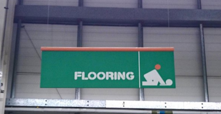 16 Signs That Suffer From Unbelievably Crappy Designs