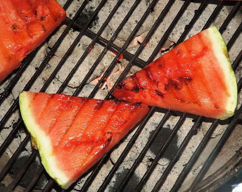 When watermelons are grilled or baked they lose their granular texture and can even be used as meat substitute, a “watermelon steak”.