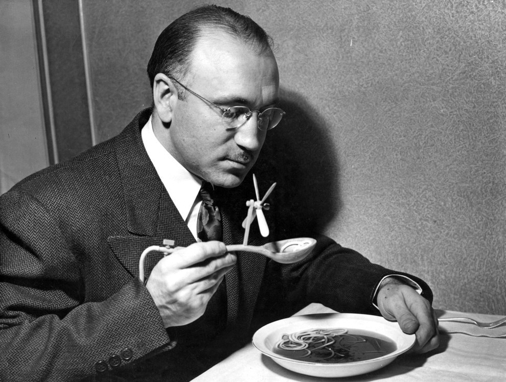 This extremely elaborate invention was designed to cool down bowls of hot soup in 1948.