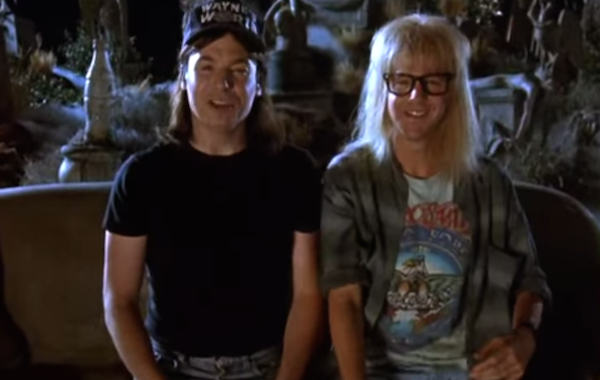 Paramount Pictures believed that fans of The Addams Family would be the core demographic for Wayne’s World, so they shot a trailer that was specifically played during the previews of The Addams Family.