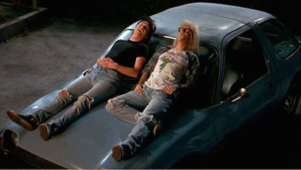 During the famous car hood scene, Mike Myers is really laughing because of how exhausted he was after the extremely long days of filming.