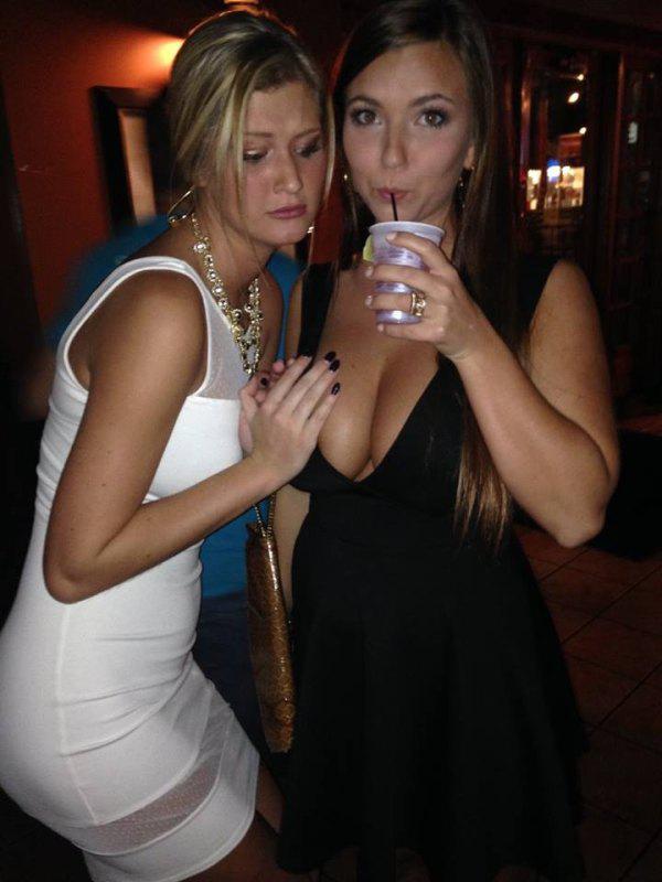 25 Friends With A Case Of "Breast Envy"