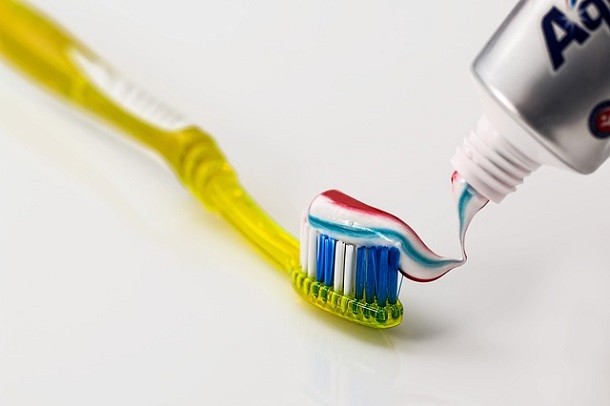 If you see the faucet looking less-than-clean while brushing your teeth, grab some of the toothpaste and rub down the tap – the paste will clear up the grime and leave you with both a shiny faucet and sparkling teeth by the time you’re done.