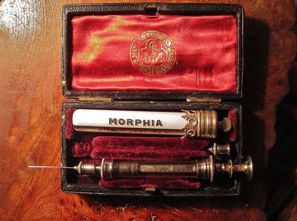 A morphine set from the Victorian era. It’s probably past it’s expiry date.