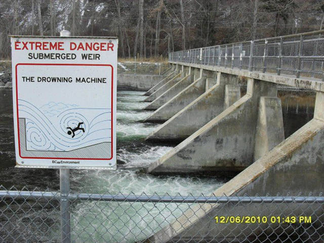 submerged weir - Extreme Danger Submerged Weir The Drowning Machine BCoCom 12062010
