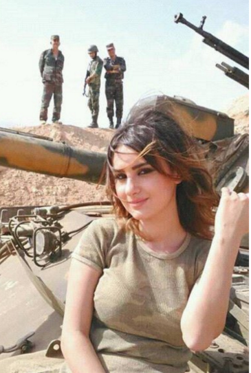 Kurdish woman fighting ISIS