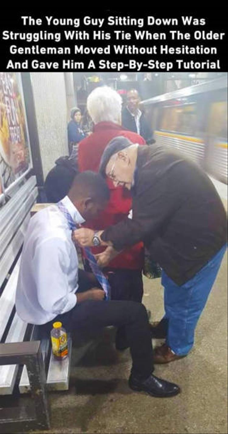 random acts of kindness restore faith in humanity - The Young Guy Sitting Down Was Struggling With His Tie When The Older Gentleman Moved Without Hesitation And Gave Him A StepByStep Tutorial