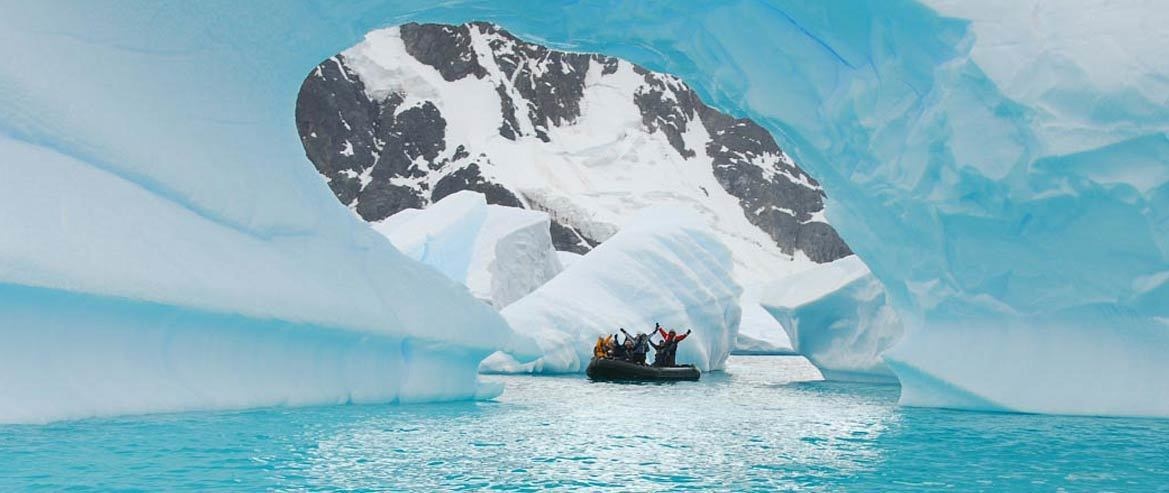 Explore the mysterious deep south of Antartica by boat.