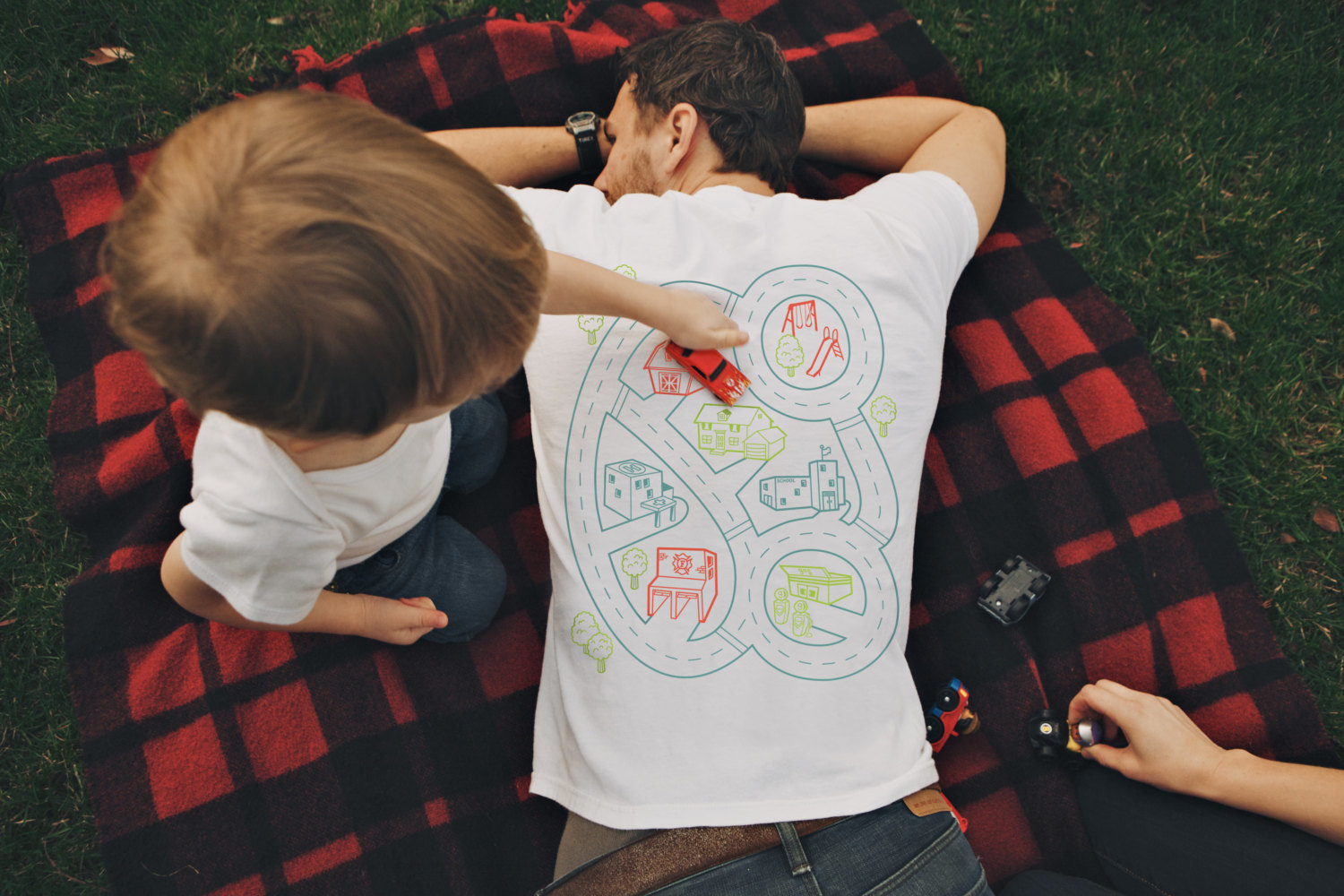 With this Car Play Mat Shirt, you can sort of have a break.