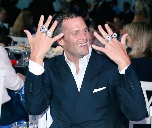 Tom Brady of the New England Patriots has had six Super starts, four wins, and three MVPs under his belt. He is also married supermodel Gisele Bündchen in 2006.