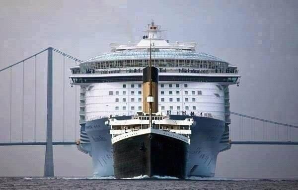 The Titanic compared to a modern Cruise Ship