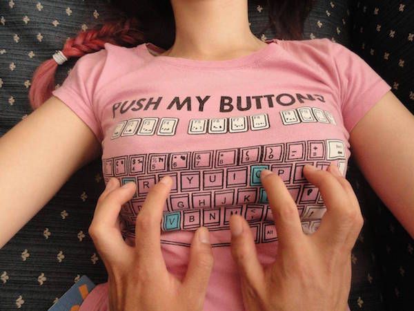 keyboard on boobs
