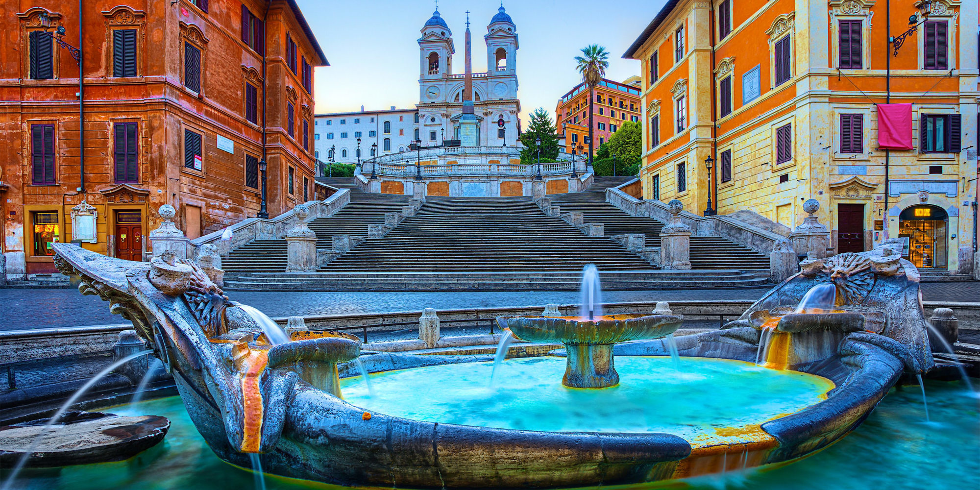 What you expect hanging out at the Spanish Steps in Italy looks like.