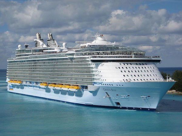 When you are a floating hotel that takes on 6,114 new tenants every week of the year, you need a lot of supplies.
This is what Royal Caribbean’s Oasis of the Seas takes on every week to keep their passengers happy.