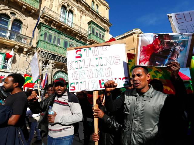 Addis Ababa, Ethiopia — The capital is going through a building boom, but many of its citizens are suffering from extreme poverty. On top of that, social friction between the government and its citizens is high, especially after protests over building plans killed students and farmers.