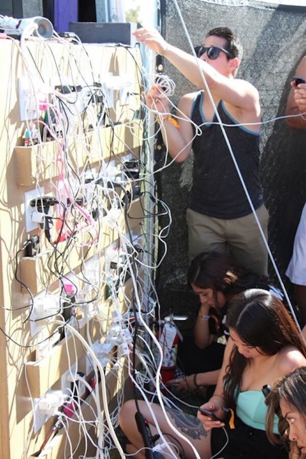 21 people desperate to charge their phones