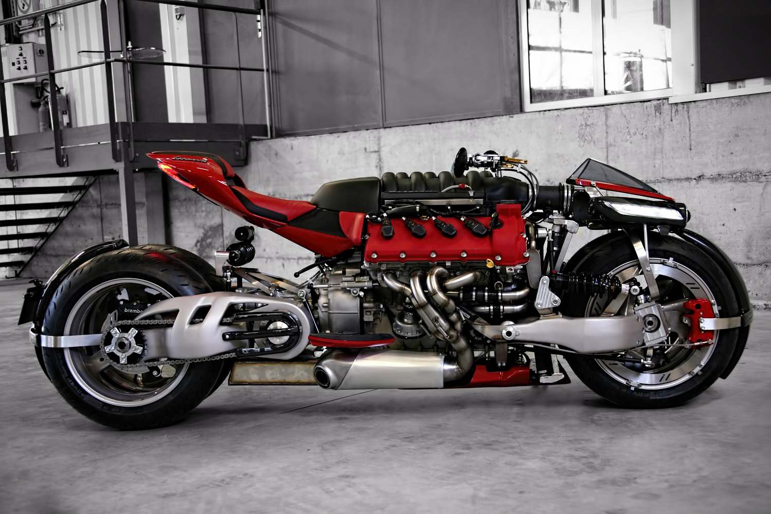 Ludovic Lazareth LM847 Motorcycle: Powered by a 470hp Maserati Engine