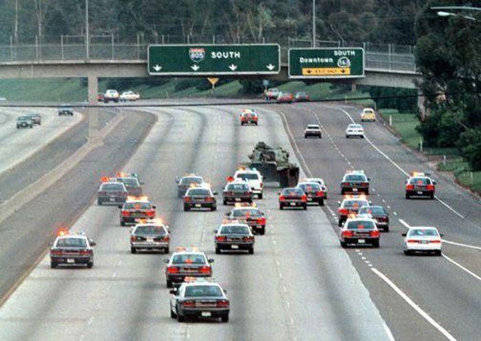 Real Life GTA: U.S. Army veteran Shawn Timothy Nelson drives a M60A3 Patton tank on a slow paced police chase through San Diego, CaliforniaMay 17, 1995